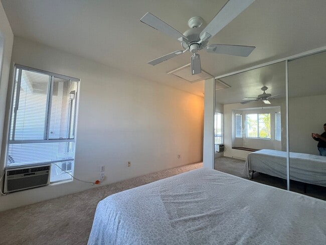 Building Photo - 75-6081 Alii Drive #BB203