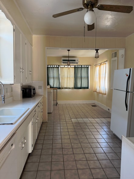 Kitchen looking west - 525 N 1st Ave
