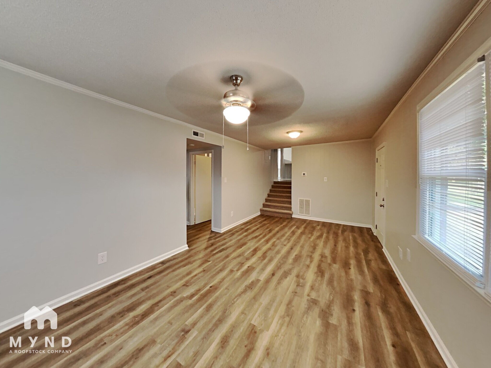 Building Photo - 211 Buckskin Dr