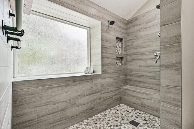 Building Photo - 1801 Vaquero