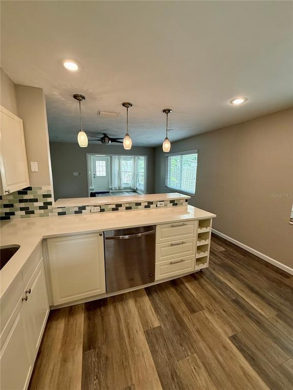 Building Photo - 2716 Blossom Dr