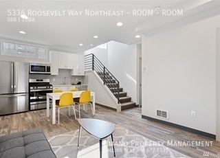 Building Photo - 5336 Roosevelt Way NE