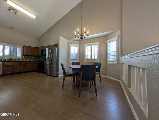 Building Photo - 12145 Sun Arbor Pl