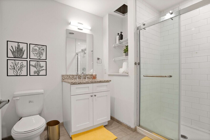 Building Photo - 209 9th St