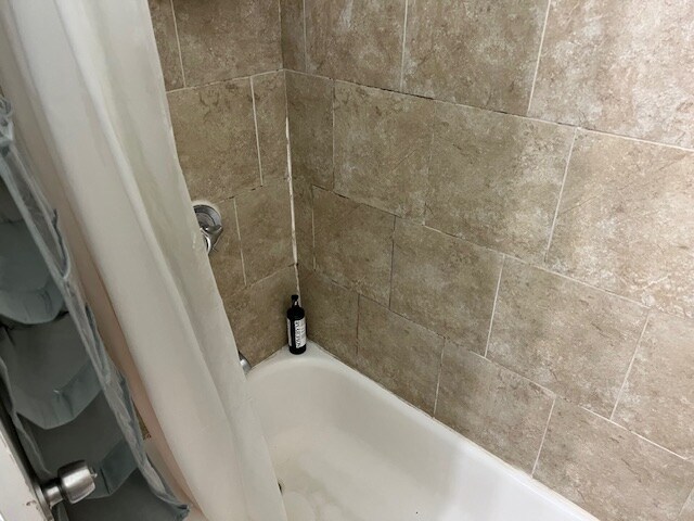 Building Photo - 886 Huntington Ave