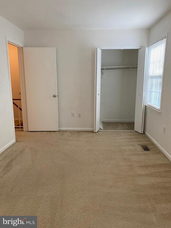 Building Photo - 6322 Draco St