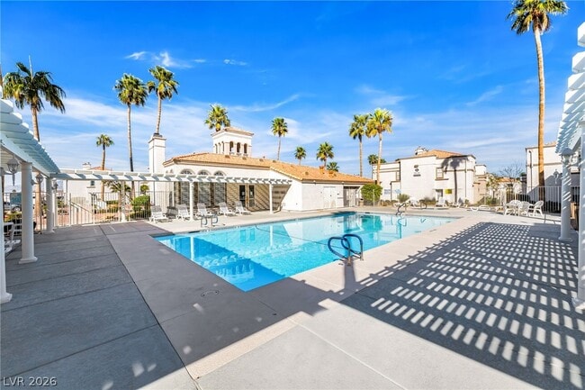 Building Photo - 3125 N Buffalo Dr