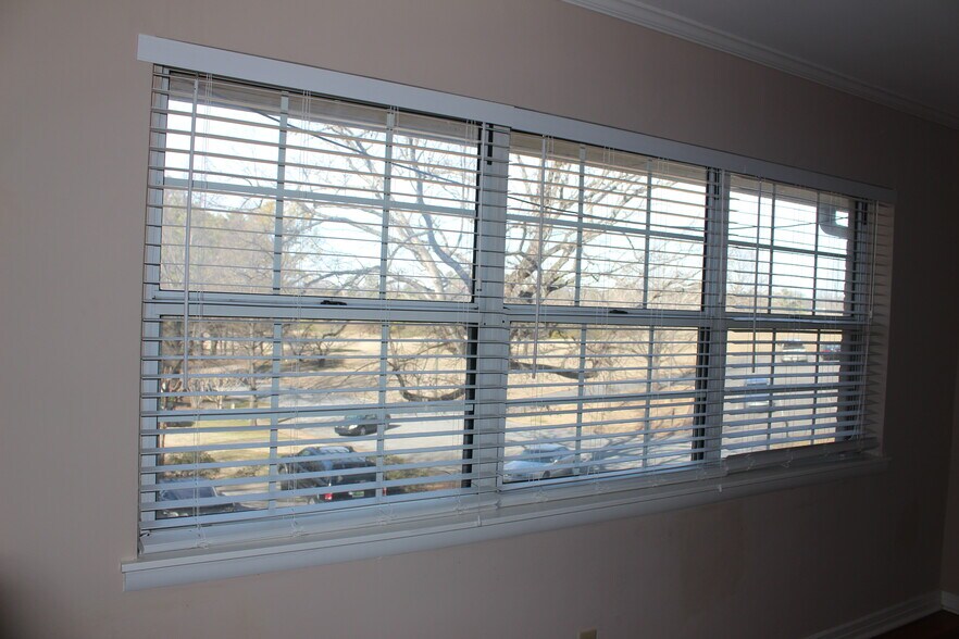 Building Photo - 1208 34th St S