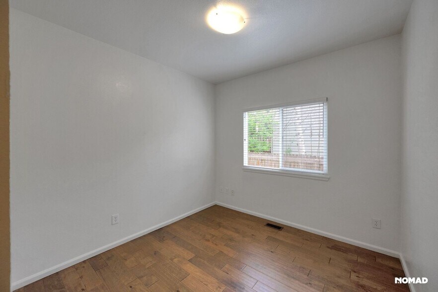 Building Photo - 21539 E Crestridge Pl