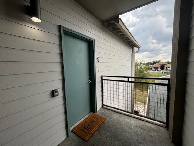 Building Photo - 1511 Don Camilo Blvd