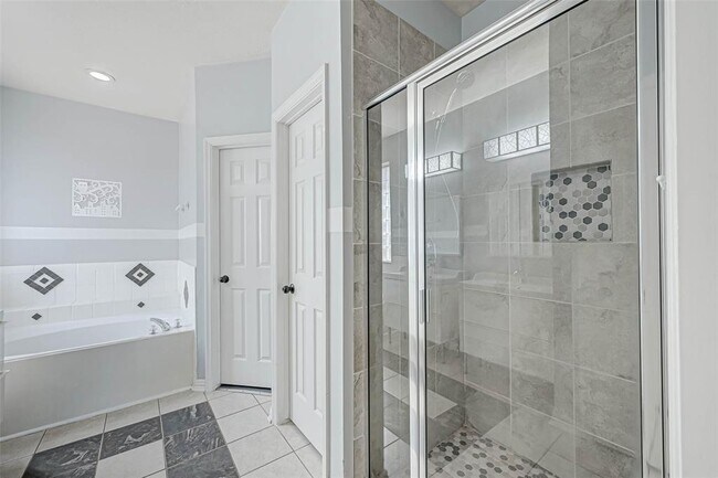 Building Photo - 4903 Knights Branch Dr
