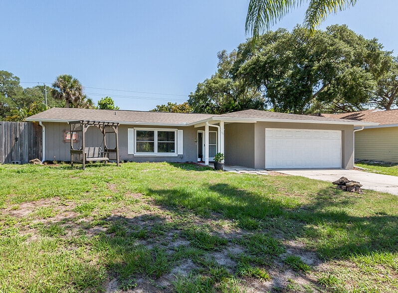 Building Photo - 500 Sunset Beach Dr