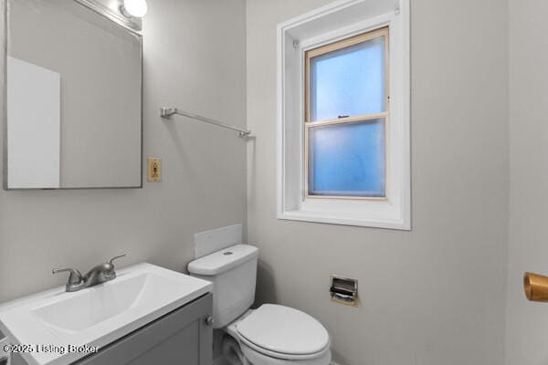 Building Photo - 1704 De Soto Terrace