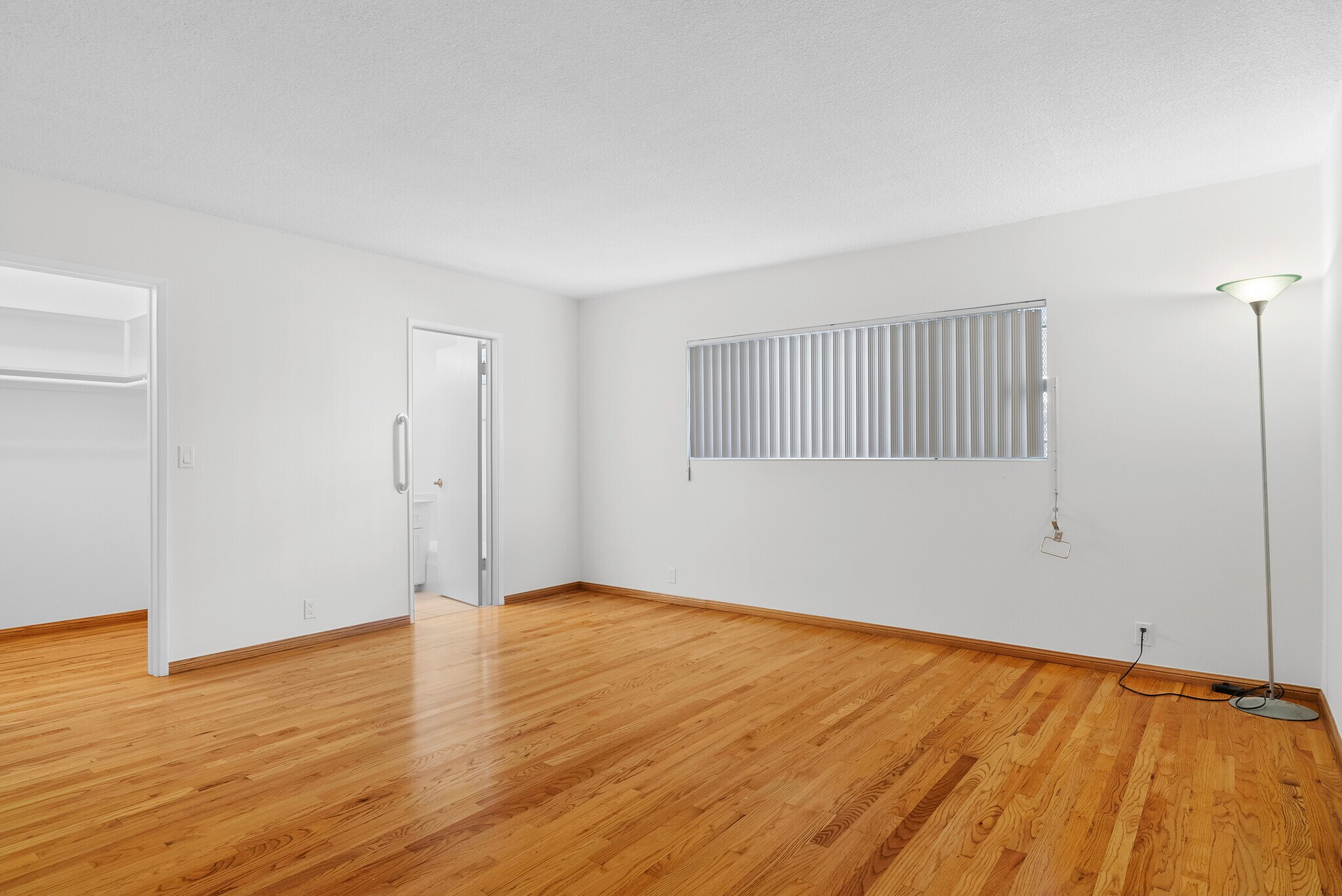 Building Photo - 824 S Shenandoah St