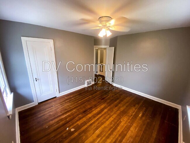 Building Photo - 1504 Sherbrook Rd