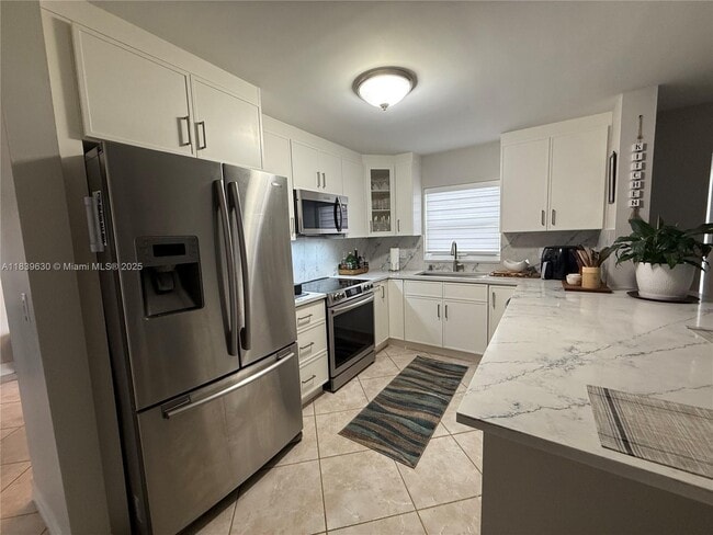 Building Photo - 4410 SW 82nd Way