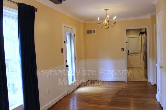 Building Photo - 9201 Fort Foote Rd