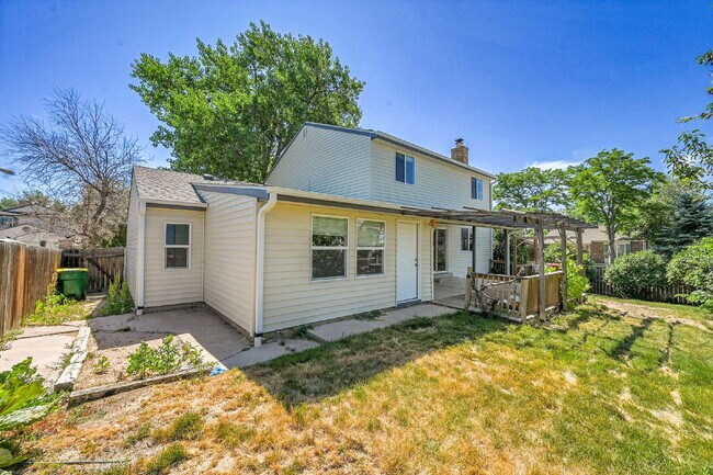 Building Photo - $2,895 - 3 Bed, 2.5 Bath Home with Central...