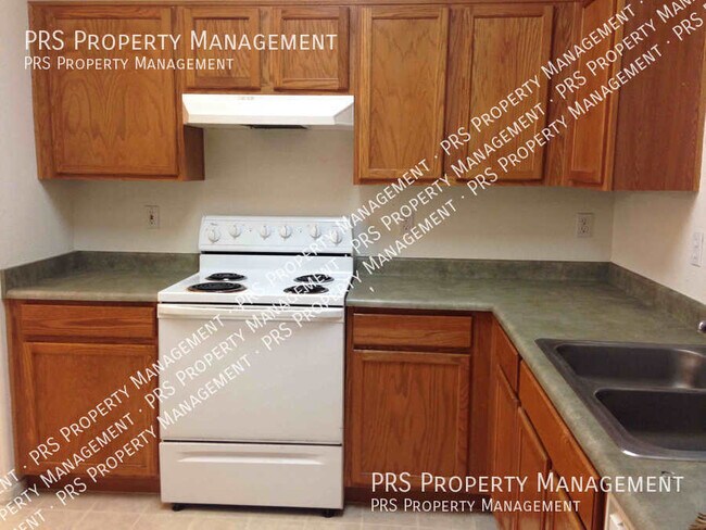 Building Photo - 3911 E Longhorn Dr