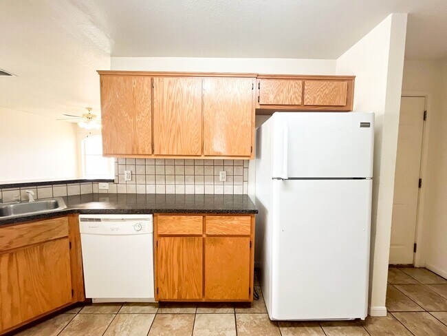 Building Photo - 3807 Wind Ct