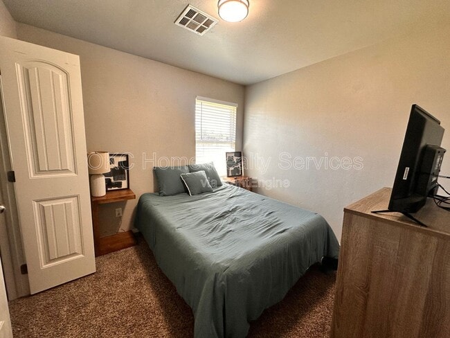 Building Photo - 4122 Bonaparte Blvd