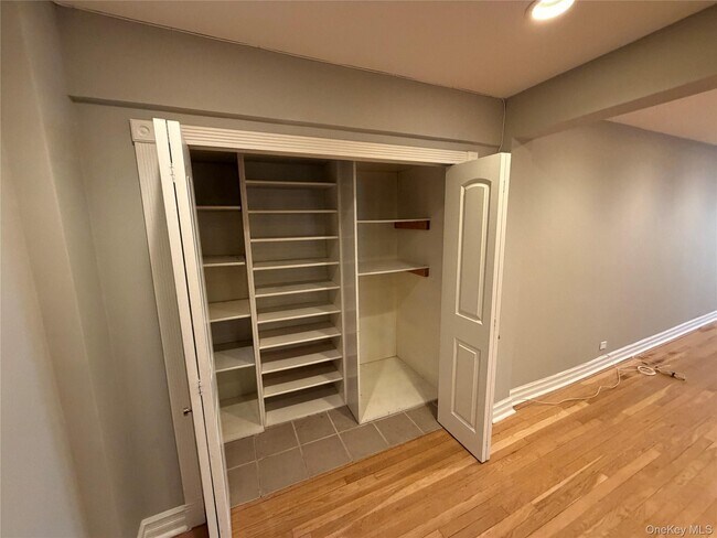 Building Photo - 445 W 240th St