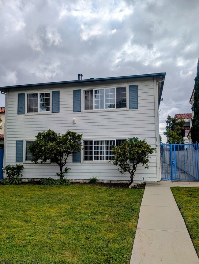 Building Photo - 1018 Cota Ave