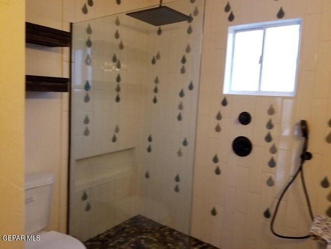 Building Photo - 129 S Apache Gold Lp