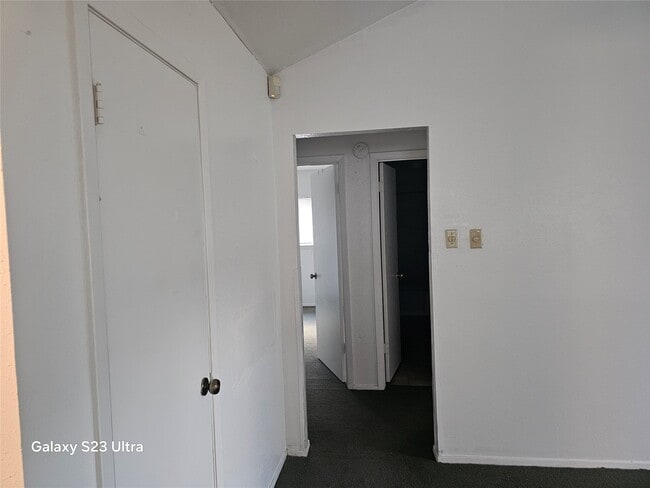 Building Photo - 1322 Fieldstone Dr