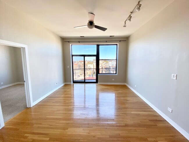 Building Photo - 1 S Leavitt St