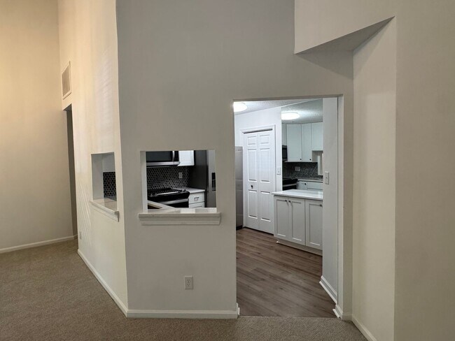 Building Photo - T.R. Lawing Realty Property