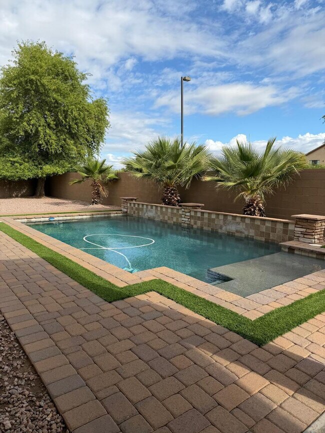 Building Photo - 3436 E Casa Mader Dr