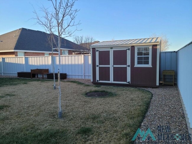 Building Photo - 3813 Ethan Ave