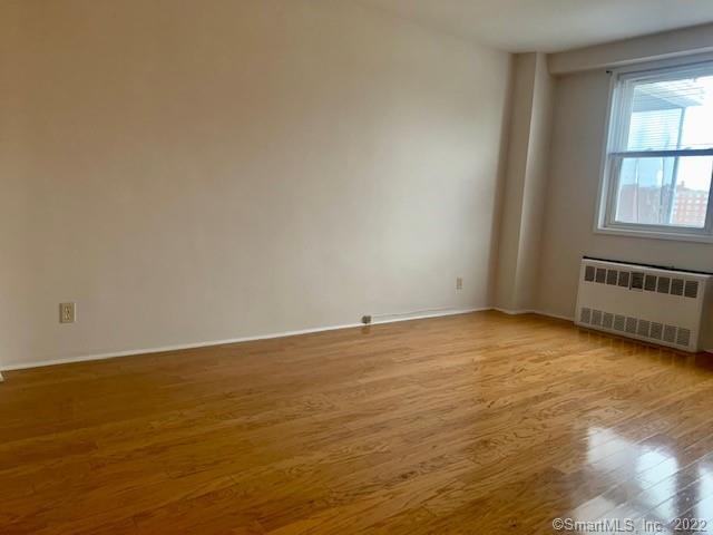 Building Photo - 444 Bedford St