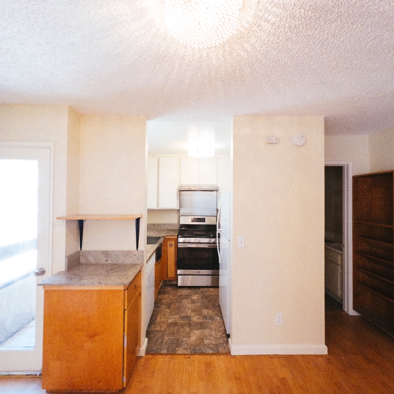 Building Photo - 657 W California Ave