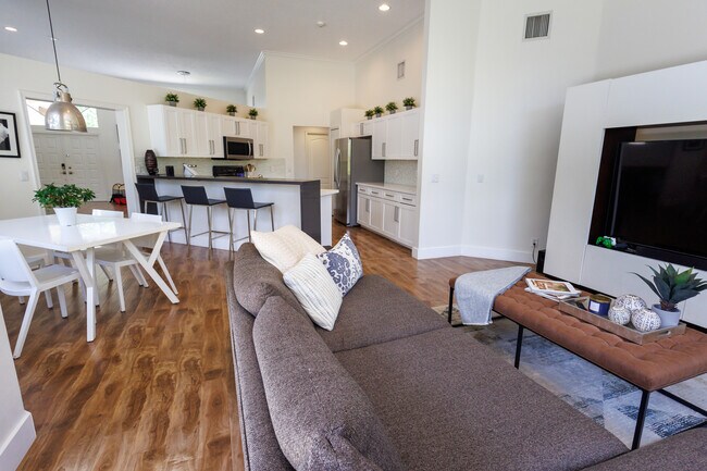 Building Photo - 280 Landings Blvd