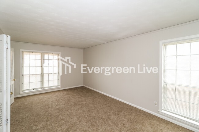 Building Photo - 5013 Knight Arnold Rd