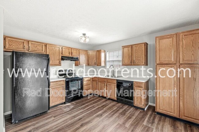 Building Photo - 3003 Briarchase Ct