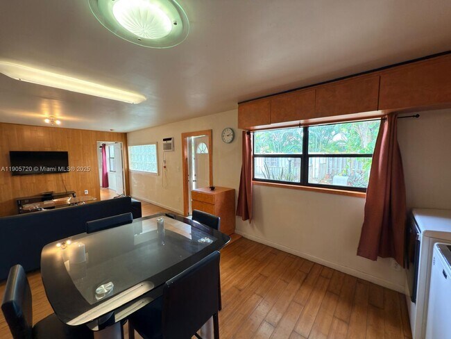 Building Photo - 11460 NW 37th St