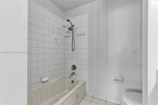 Building Photo - 17331 NW 7th Ave