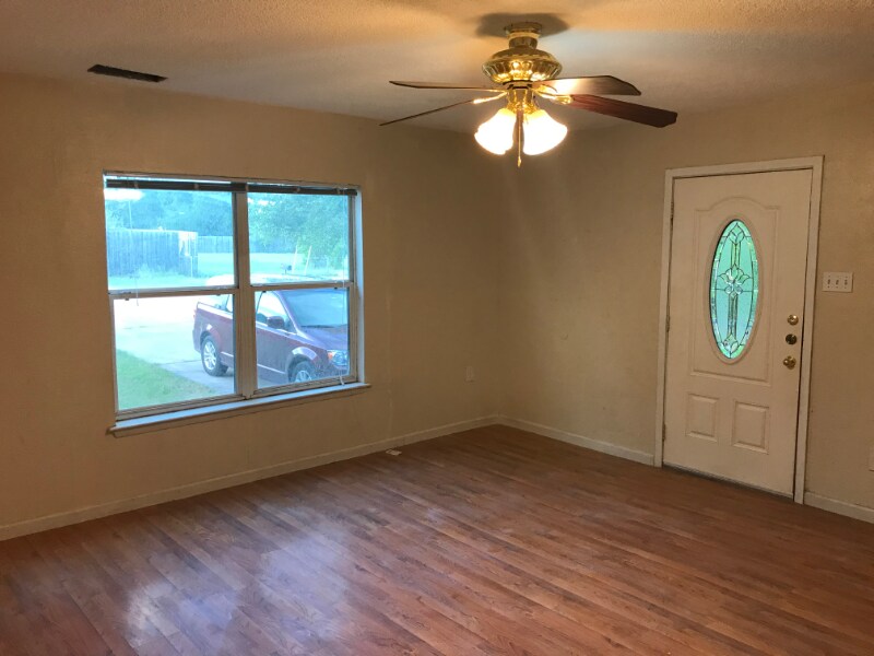 Building Photo - 3605 Eagle Pass Rd