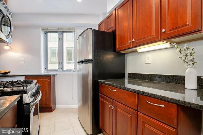 Building Photo - 1711 Massachusetts Ave NW