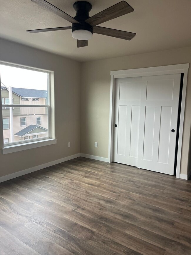 Building Photo - 7858 28th St