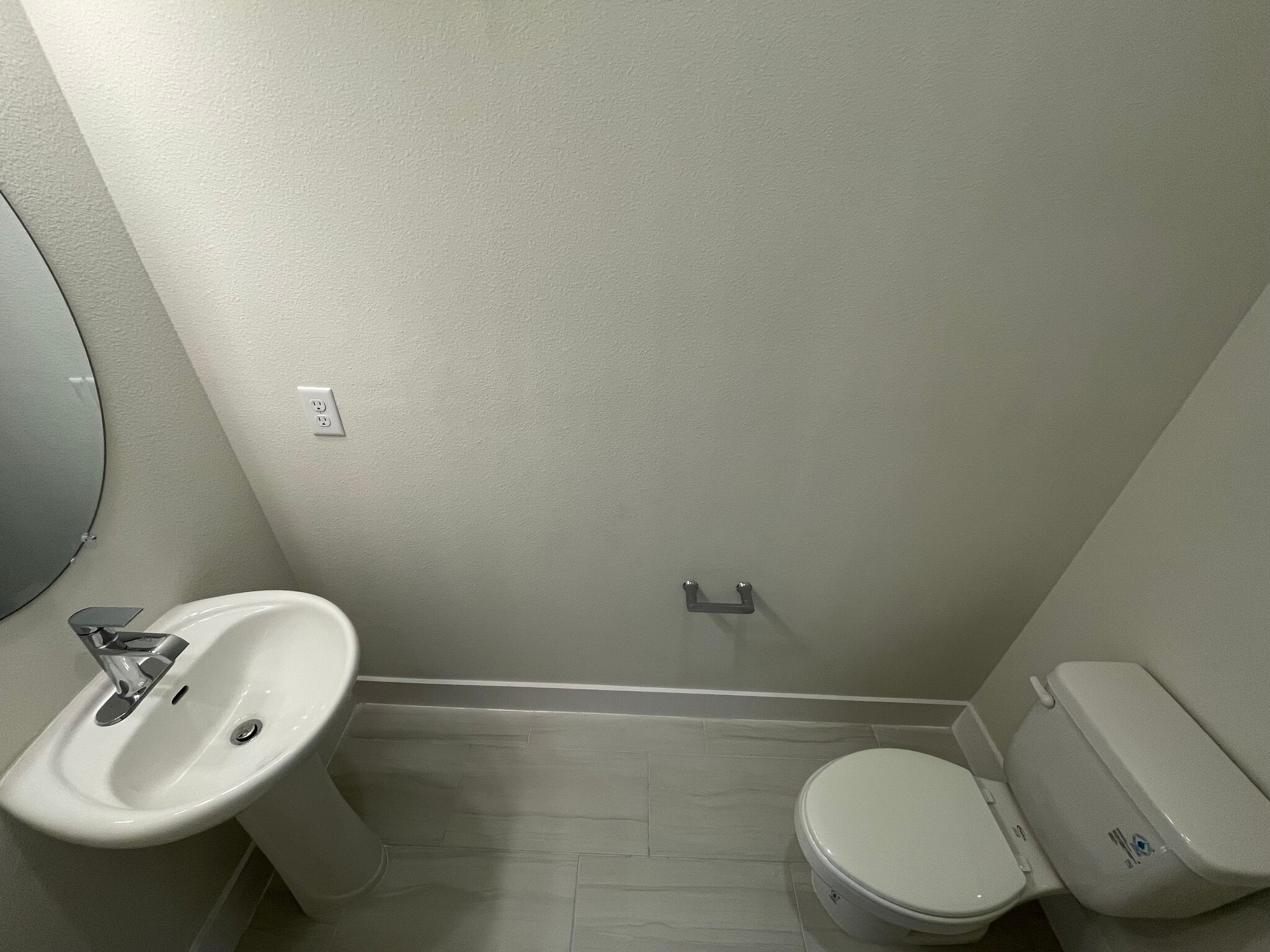 Building Photo - 1466 Brookdale Ct