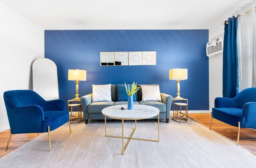 Primary Photo - 1013 S 22nd St