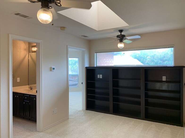 Building Photo - 5009 Promise Land Dr