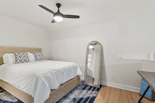Building Photo - 8 Coral Ridge