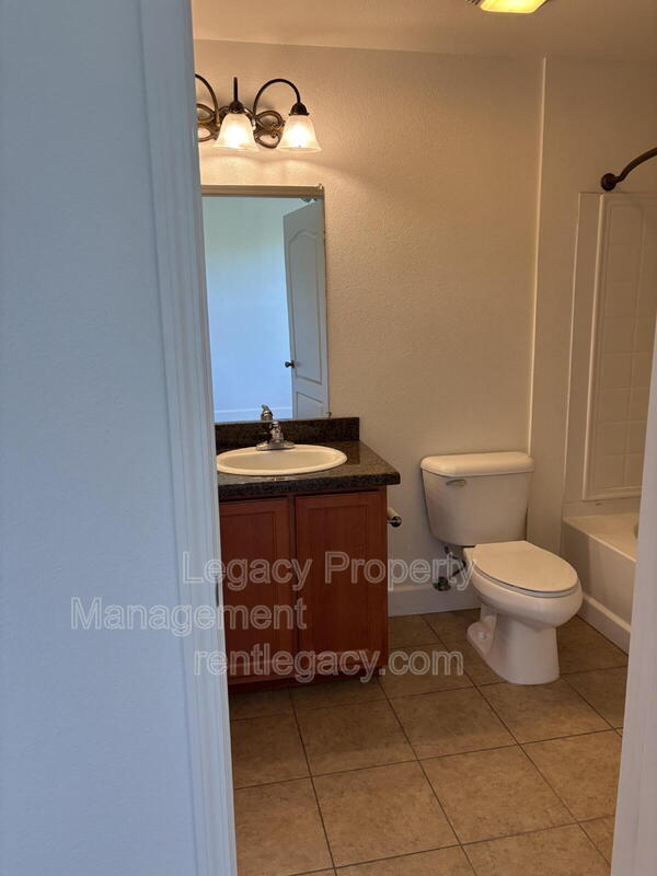 Building Photo - 1501 Secret Ravine Pkwy