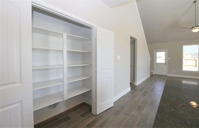 Building Photo - 8202 Aleppo Pine Ln