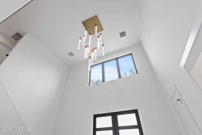 Building Photo - 459 Harnell Ave